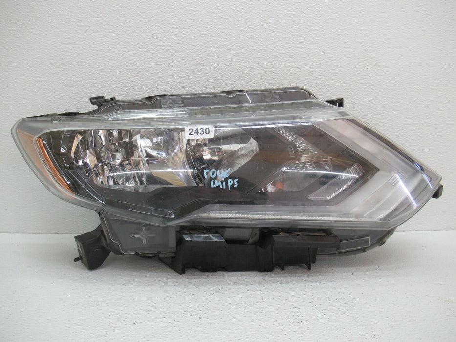 2017-2019 NISSAN ROGUE RIGHT PASSENGER SIDE HEADLIGHT HEADLAMP HALOGEN OEM