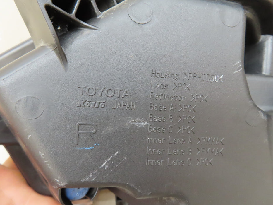 2015-2020 LEXUS NX200T NX300H FRONT RIGHT PASSENGER DAYTIME LIGHT LED OEM