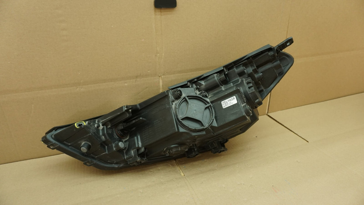 2019-2021 HYUNDAI TUCSON FRONT RIGHT PASSENGER SIDE HEADLIGHT HEAD HALOGEN OEM