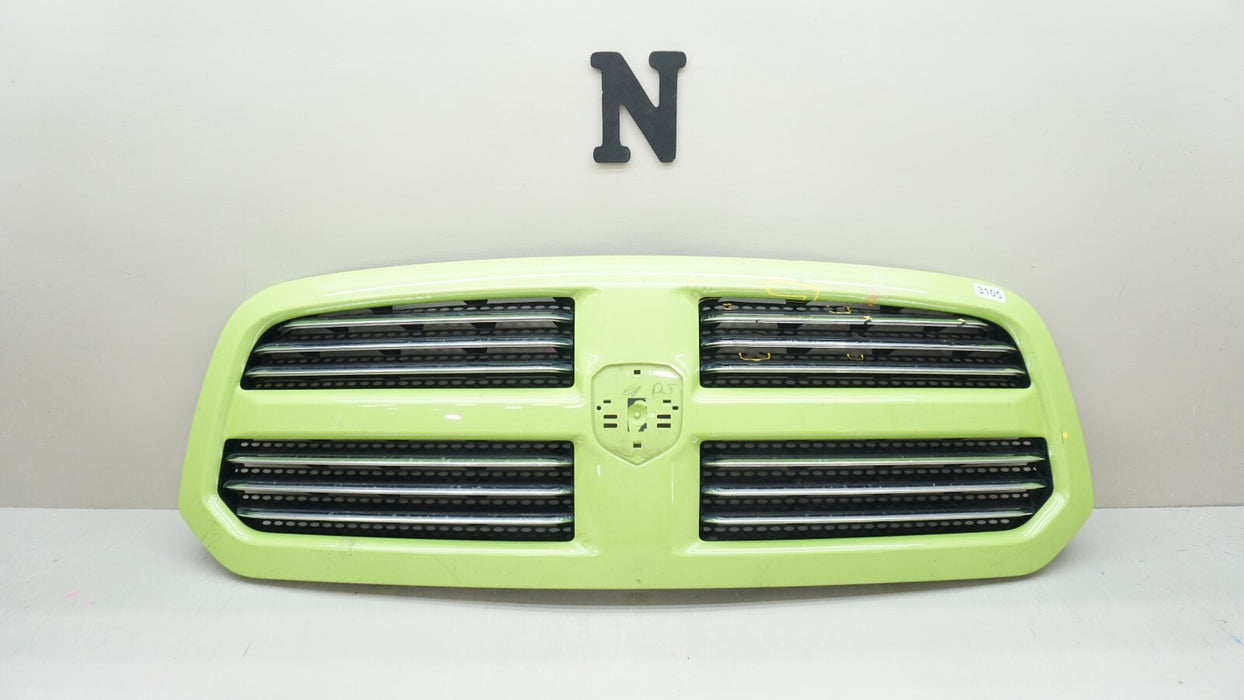2013-2018 DODGE RAM 1500 FRONT RADIATOR GRILLE GRILL 13DSAC0010 OEM