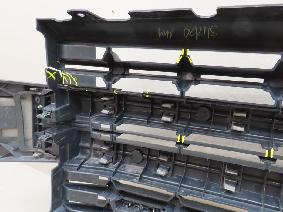 2019-2021 CHEVROLET SILVERADO 1500 Z71 FRONT GRILLE W/ EMBLEM BADGE OEM 84128450