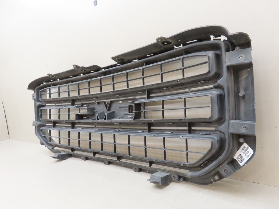 2015-2020 GMC YUKON XL FRONT BUMPER UPPER GRILLE GRILL OEM 84722258