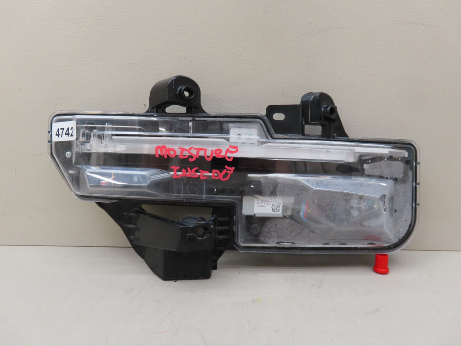 2020-2022 MAZDA CX-30 FRONT RIGHT PASSENGER SIDE FOG LIGHT DRL OEM DFR5-51060