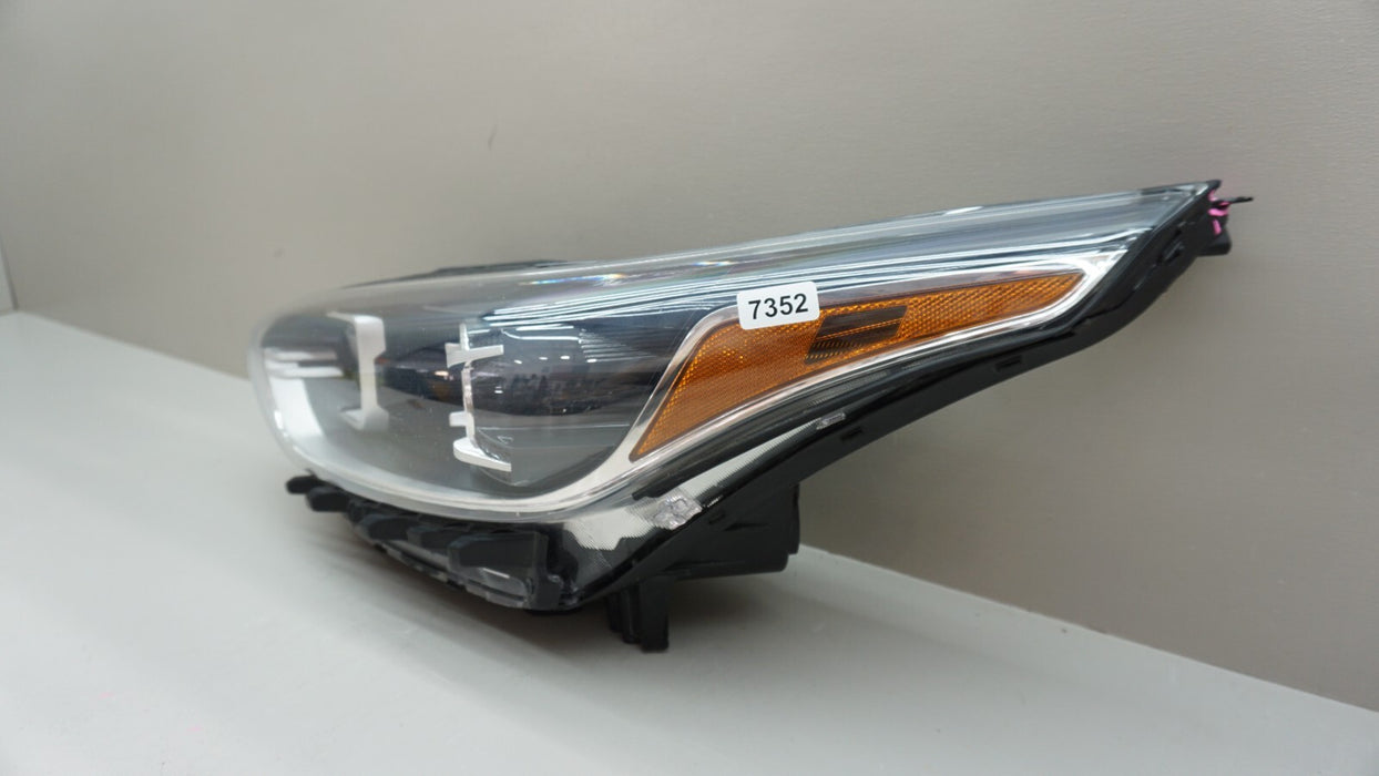 2019-2021 KIA FORTE FRONT LEFT DRIVERS SIDE HEADLIGHT HALOGEN OEM 2020