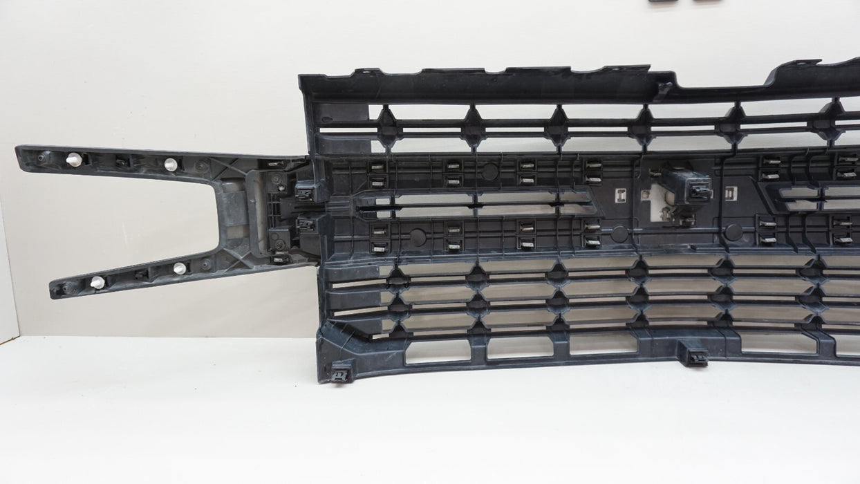 2019-2021 CHEVROLET SILVERADO 1500 FRONT RADIATOR GRILLE 84128450 OEM 19 20 21