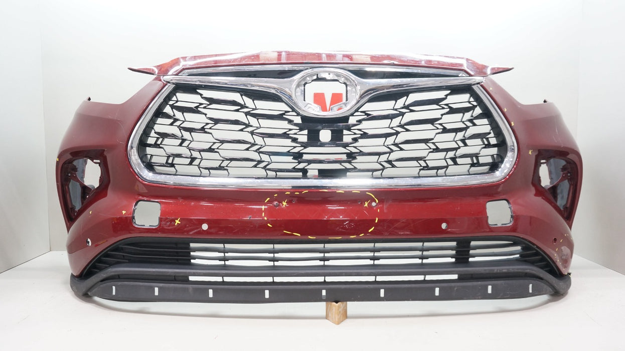 2020-2023 TOYOTA HIGHLANDER FRONT BUMPER COVER PANEL WITH GRILLE OEM