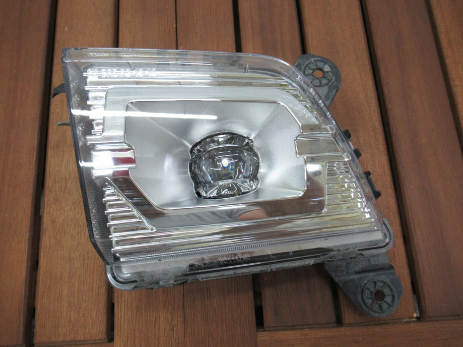 2019-2021 CHEVROLET SILVERADO 1500 FRONT LEFT DRIVER SIDE FOG LIGHT LAMP OEM