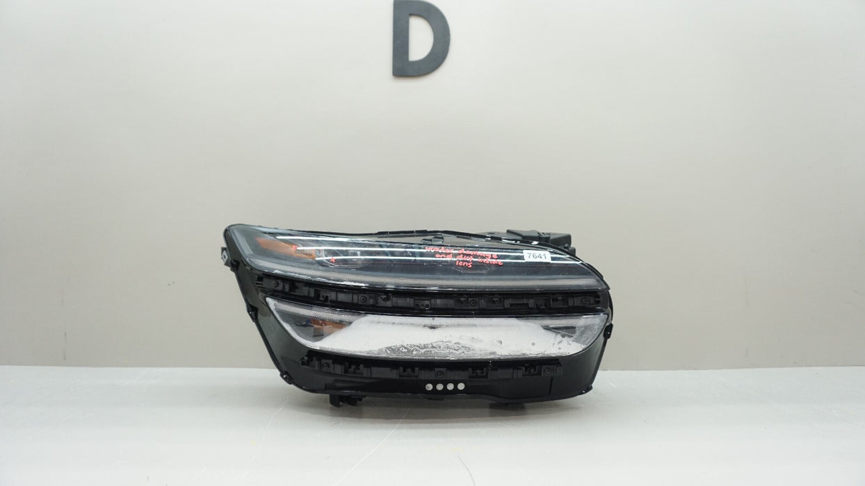 2022-2023 GENESIS GV70 FRONT RH RIGHT PASSENGER SIDE HEADLIGHT OEM *DAMAGED*