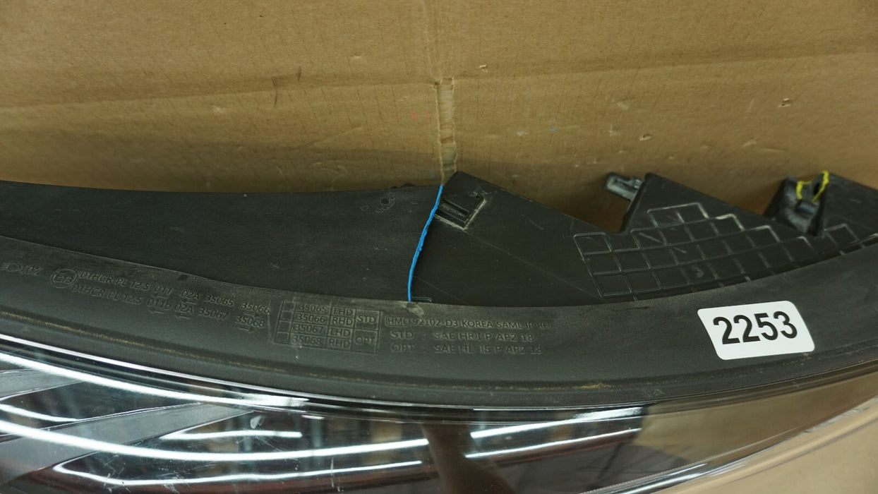 2019-2021 HYUNDAI TUCSON FRONT RIGHT PASSENGER SIDE HEADLIGHT HEAD HALOGEN OEM