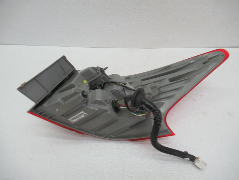 2016 2017 2018 2019 NISSAN SENTRA DRIVER SIDE QUARTER PANEL TAIL LIGHT LAMP OEM