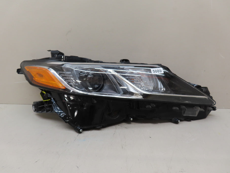 2018-2020 TOYOTA CAMRY FRONT RIGHT PASSENGER SIDE HEADLIGHT LED LENS OEM