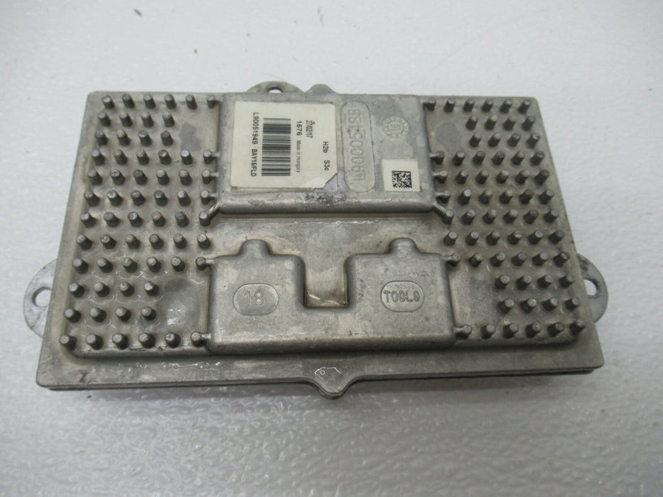 2015 - 2017 CADILLAC ESCALADE DRL LED BALLAST COMPUTER CONTROL MODULE 15 OEM