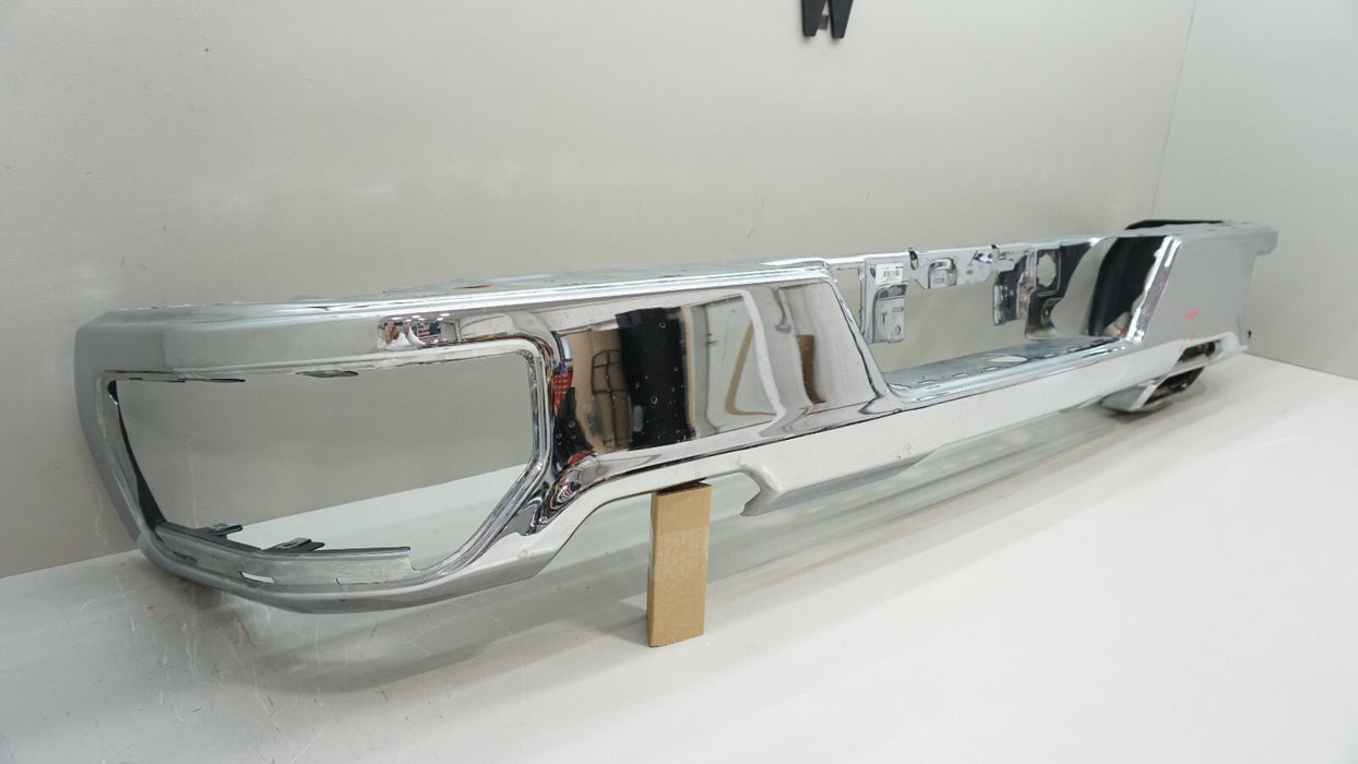 2019-2022 CHEVROLET SILVERADO GMC SIERRA 1500 REAR BUMPER METAL OEM 84429050