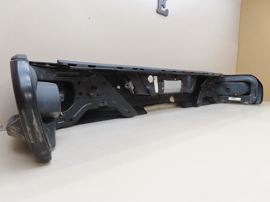 2019-2021 CHEVROLET/GMC SILVERADO-SIERRA 1500 REAR METAL BUMPER OEM 86817939