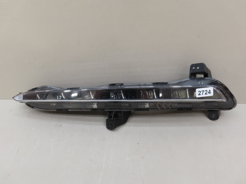 2015-2017 HYUNDAI SONATA FRONT LEFT DRIVER SIDE RUNNING LIGHT LED OEM 92207-C10