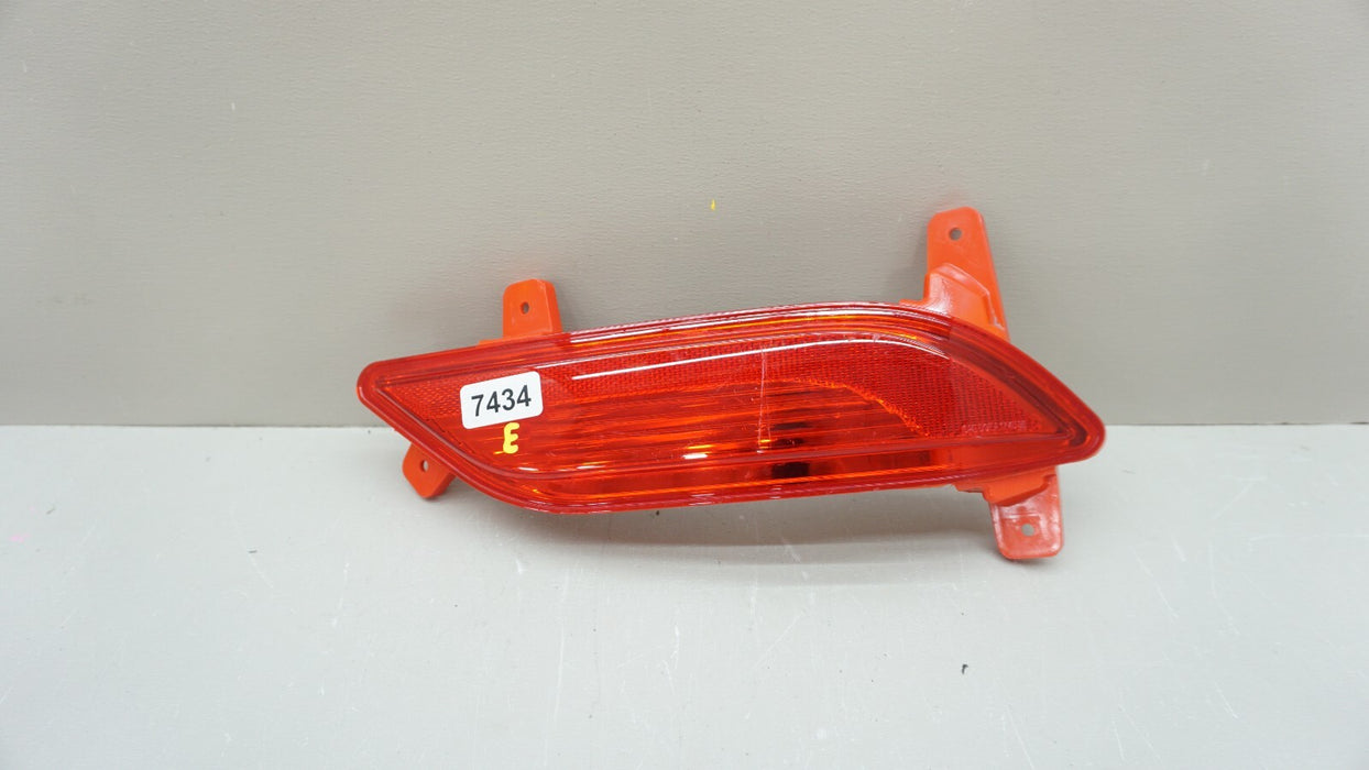 2017-2022 BUICK ENCORE REAR RH RIGHT PASSENGER SIDE BUMPER REFLECTOR OEM