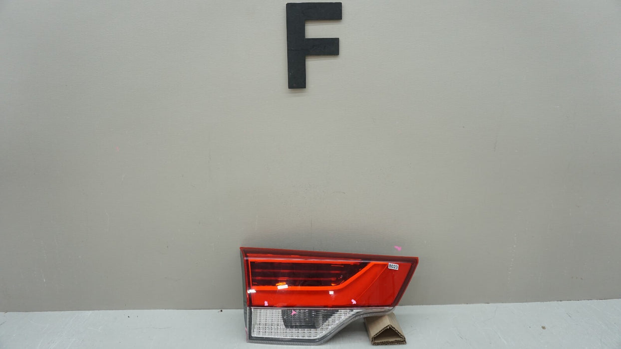 2017-2019 TOYOTA HIGHLANDER REAR LEFT DRIVER SIDE INNER TAIL LIGHT OEM