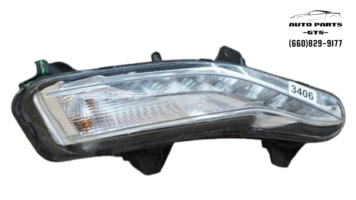 2019-2021 CHEVROLET MALIBU FRONT RIGHT PASSENGER SIDE FOG TURN SIGNAL LIGHT OEM