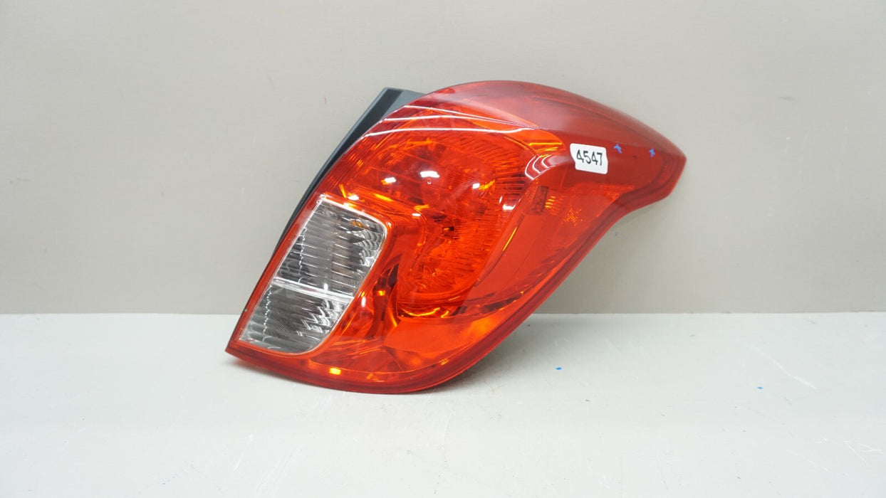 2013-2016 BUICK ENCORE REAR RH RIGHT PASSENGER SIDE TAIL LIGHT OEM