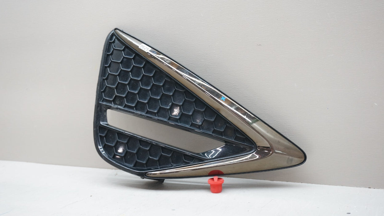 2019-2022 ACURA ILX FRONT RIGHT SIDE FOG LIGHT TRIM COVER OEM 71107-T3R-A3