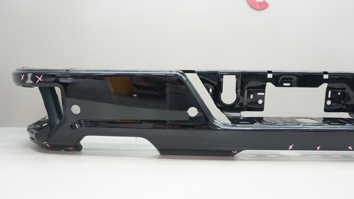 2019-2022 CHEVROLET SILVERADO GMC SIERRA 1500 REAR BUMPER METAL OEM 84429050