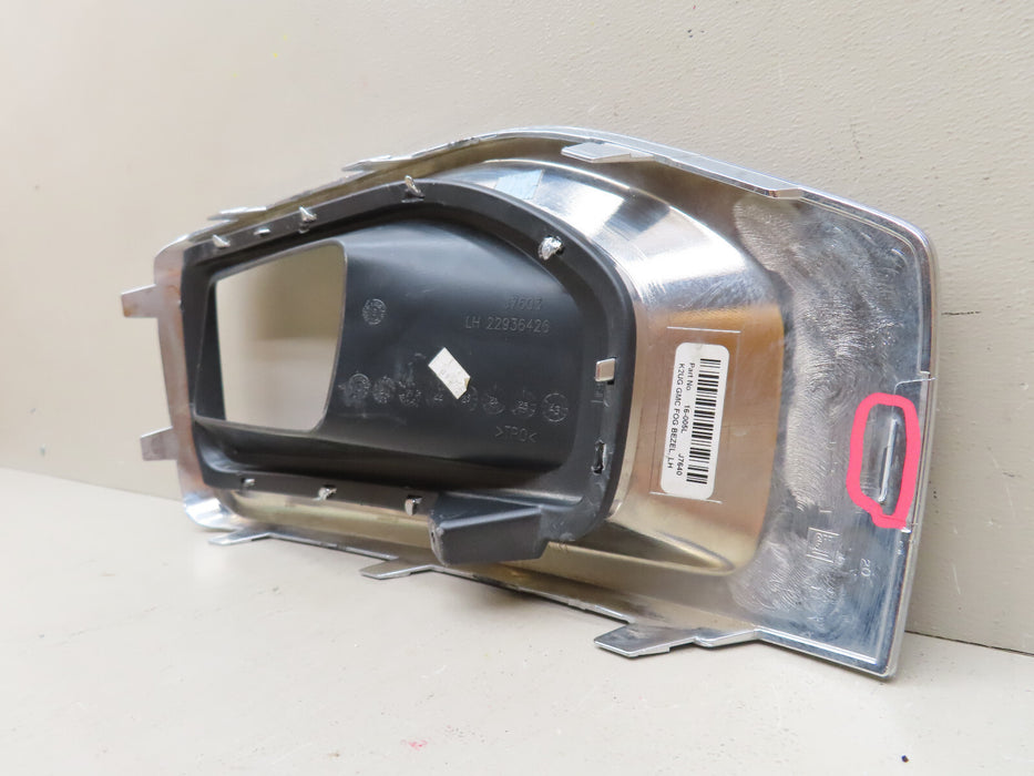 2015-2020 GMC YUKON XL YUKON FRONT LEFT DRIVER SIDE FOG LIGHT COVER OEM 22936426