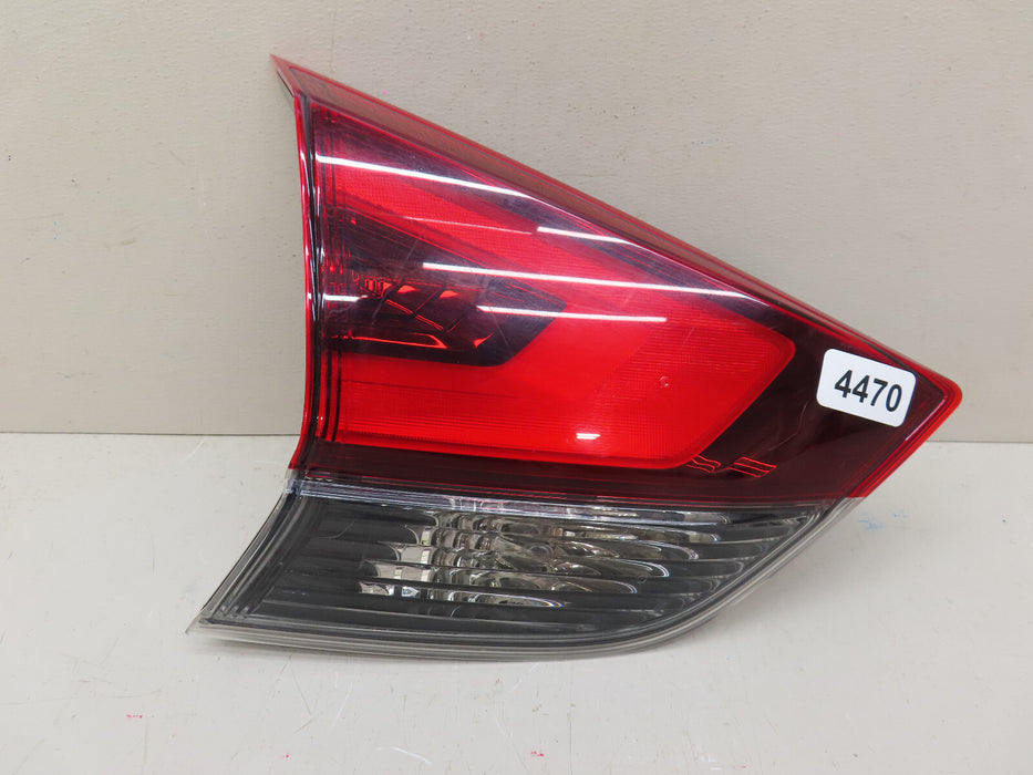 2017-2020 NISSAN ROGUE REAR LEFT DRIVER SIDE INNER TAIL LIGHT OEM