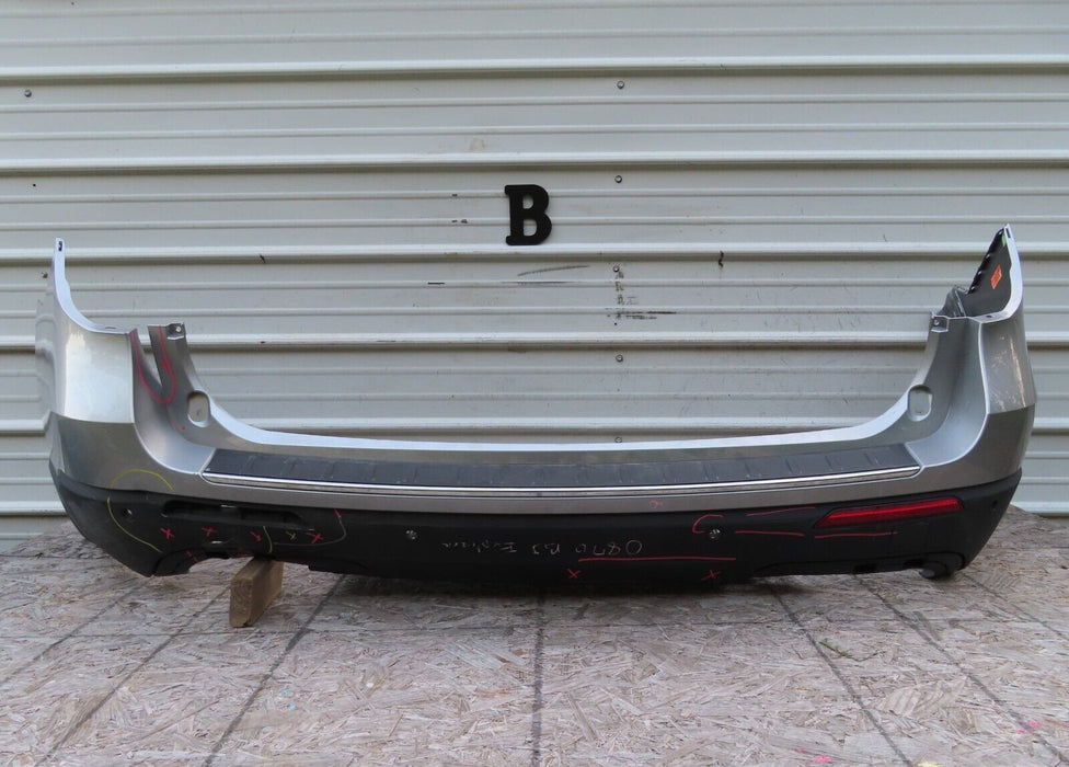 2020-2022 FORD EXPLORER XLT REAR BUMPER COVER W/ STEP PAD OEM LB5B-17F001-AAW