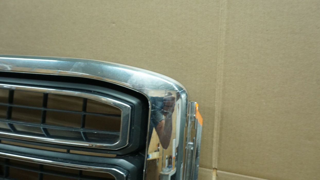 2015-2020 GMC YUKON XL FRONT BUMPER UPPER GRILLE GRILL CHROME COVER 84722258 OEM