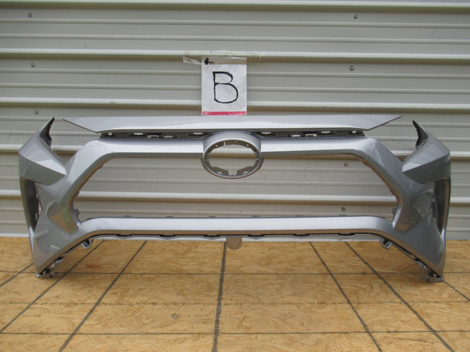 2019-2022 TOYOTA RAV-4 RAV4 FRONT BUMPER COVER PANEL PLASTIC 52119-0R200 OEM
