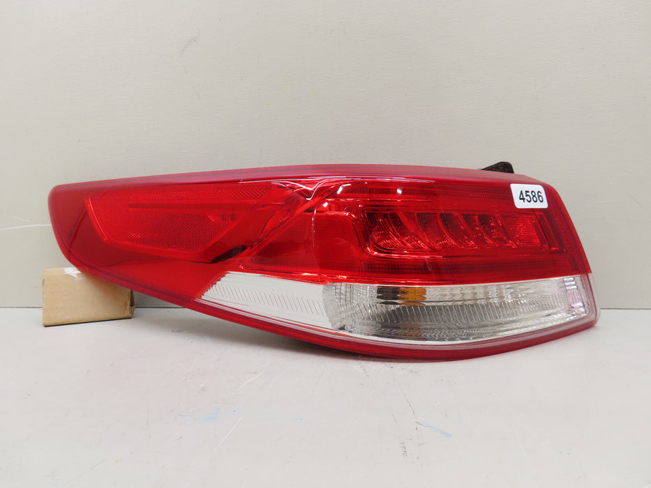2016-2020 KIA OPTIMA REAR LEFT DRIVER SIDE OUTER TAIL LIGHT OEM 92401-D4