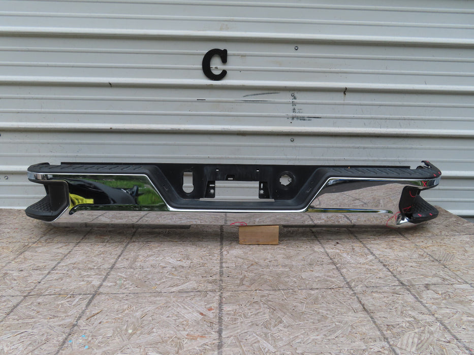 2019-2022 CHEVROLET SILVERADO GMC SIERRA 2500-3500 REAR BUMPER COVER OEM