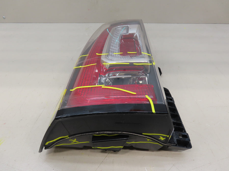 2015-2020 GMC YUKON XL REAR LEFT DRIVER TAIL LIGHT LED OEM 84408859