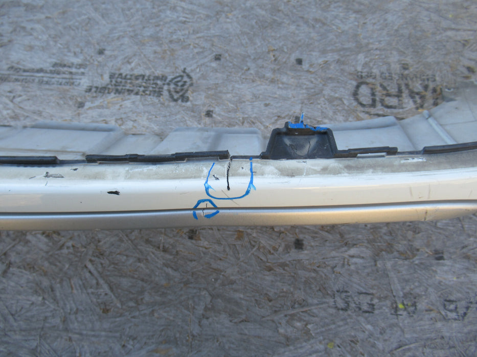 2016 2017 2018 2019 BENTLEY BENTAYGA BY636 FRONT LOWER BUMPER COVER OEM