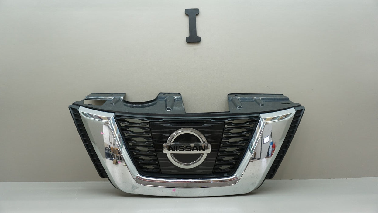 2016-2018 NISSAN ROGUE FRONT UPPER MAIN GRILLE W/ BADGE & CAMERA 623106FL0C OEM