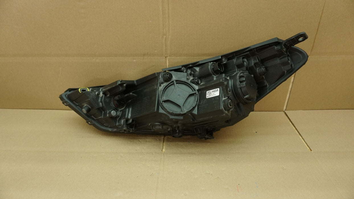 2019-2021 HYUNDAI TUCSON FRONT RIGHT PASSENGER SIDE HEADLIGHT HEAD HALOGEN OEM