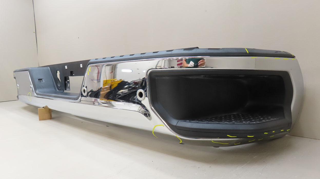 2019-2022 GMC SIERRA CHEVROLET SILVERADO 1500 REAR BUMPER METAL OEM
