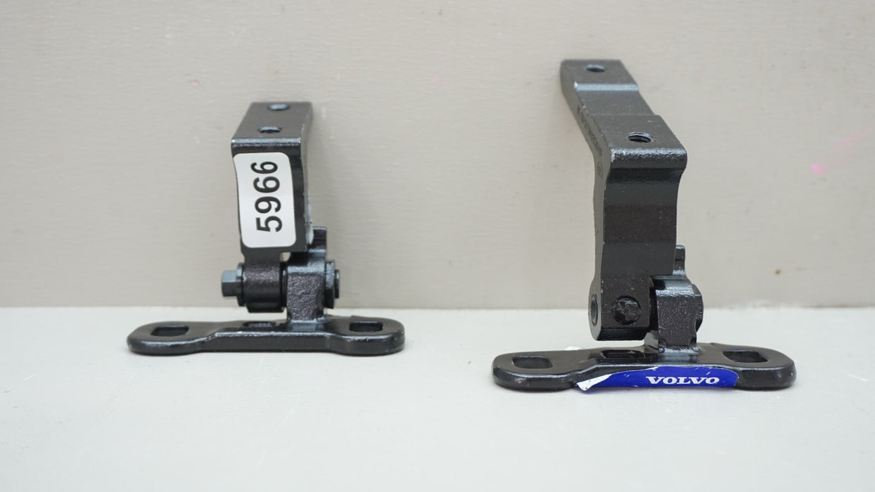 2018-2024 VOLVO XC60 REAR RIGHT SIDE DOOR HINGE UPPER AND LOWER OEM