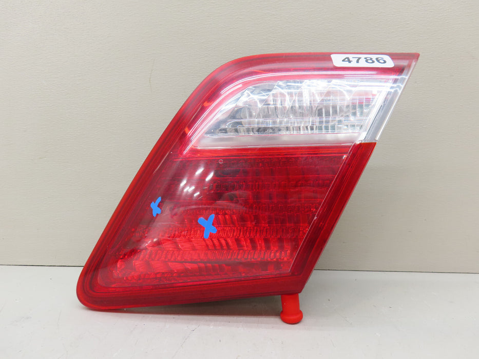 2007-2009 TOYOTA CAMRY REAR RIGHT PASSENGER SIDE TRUNK INNER TAIL LIGHT OEM