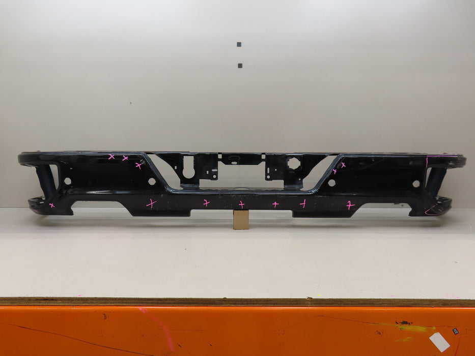 2019- 2022 GMC SIERRA CHEVROLET SILVERADO 1500 REAR BUMPER METAL OEM
