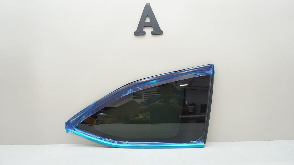 2020-2025 TOYOTA HIGHLANDER REAR RIGHT PASSENGER SIDE QUARTER WINDOW GLASS OEM