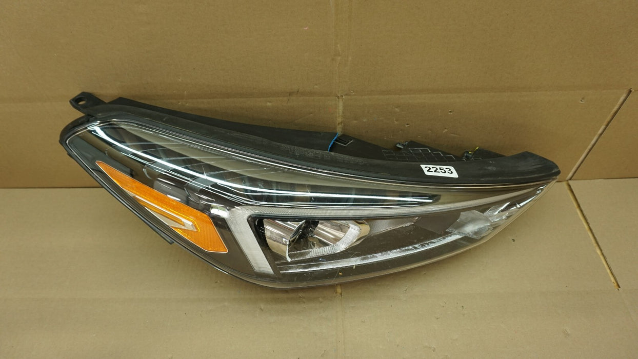 2019-2021 HYUNDAI TUCSON FRONT RIGHT PASSENGER SIDE HEADLIGHT HEAD HALOGEN OEM