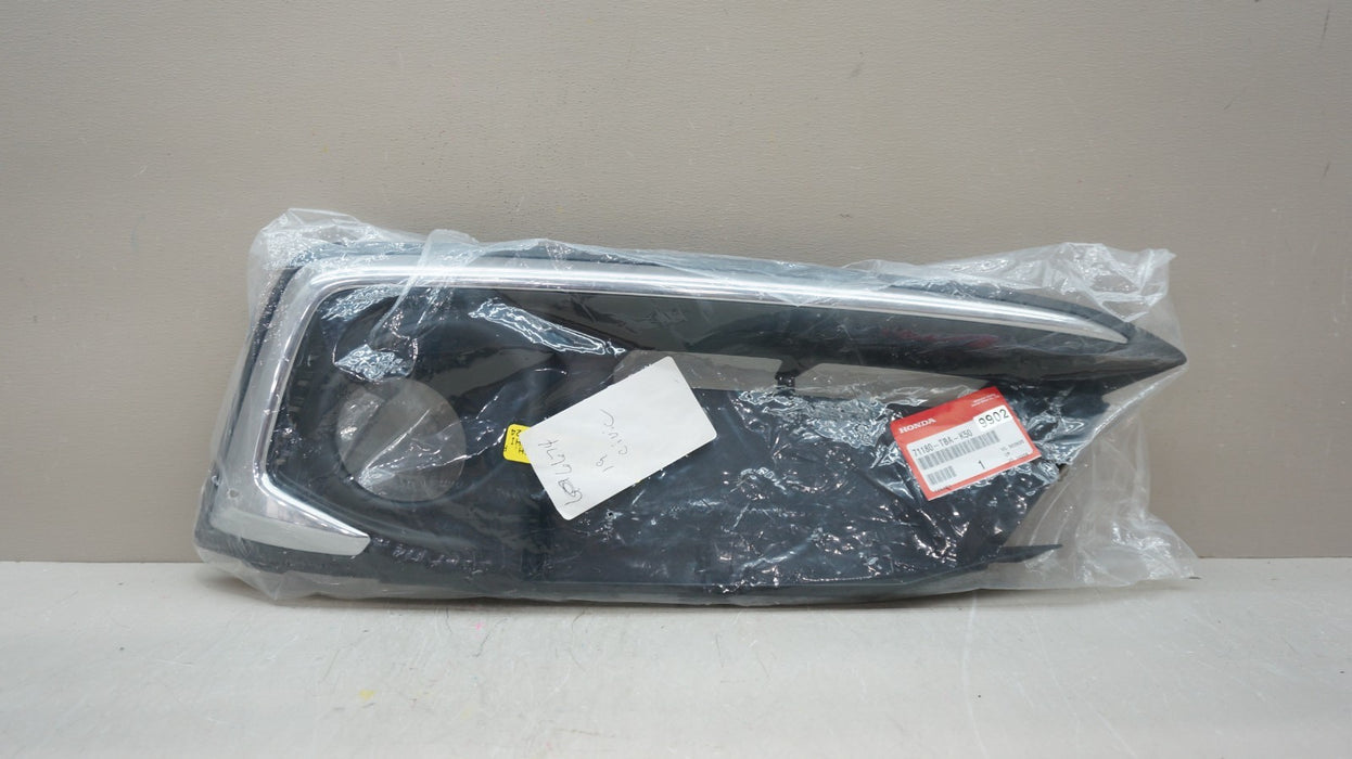 2019-2021 HONDA CIVIC FRONT RIGHT SIDE FOG LIGHT TRIM MOLDING OEM 71180-TBA-K50