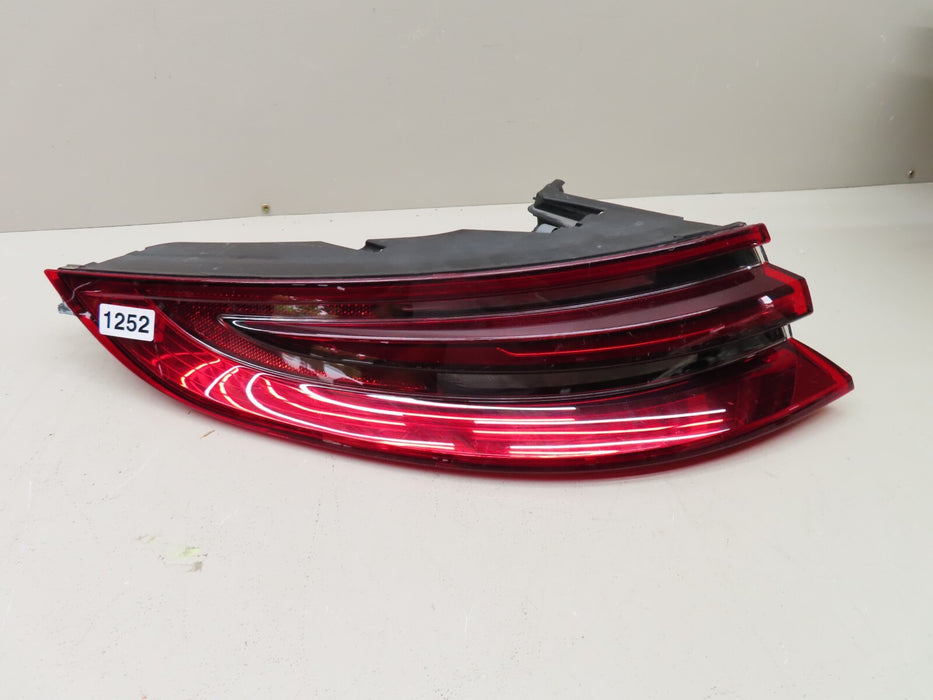 2017-2019 PORSCHE PANAMERA REAR DRIVER SIDE LIGHT TAILLIGHT LAMP ASSEMBLY OEM