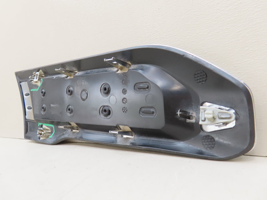 2019-2022 GMC SIERRA 1500 6.6L V8 FRONT LEFT DRIVER FENDER EMBLEM OEM