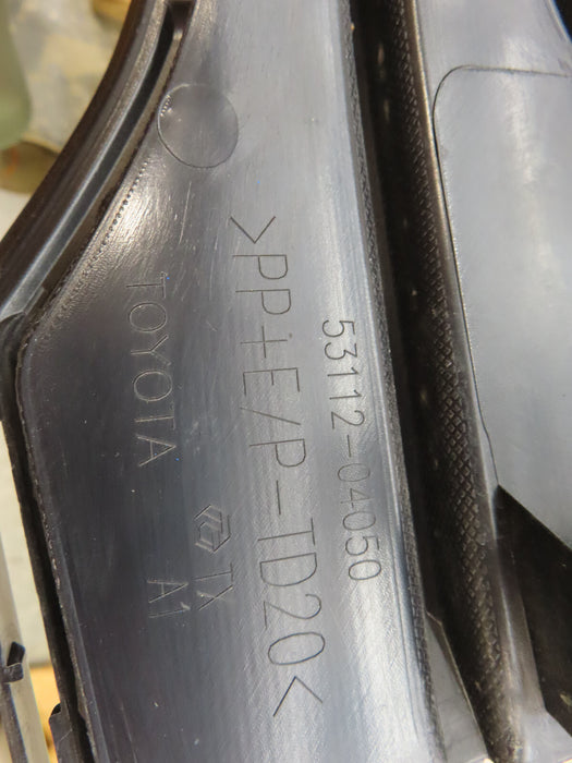 2015-2023 TOYOTA TACOMA FRONT LOWER GRILL GRILLE OEM