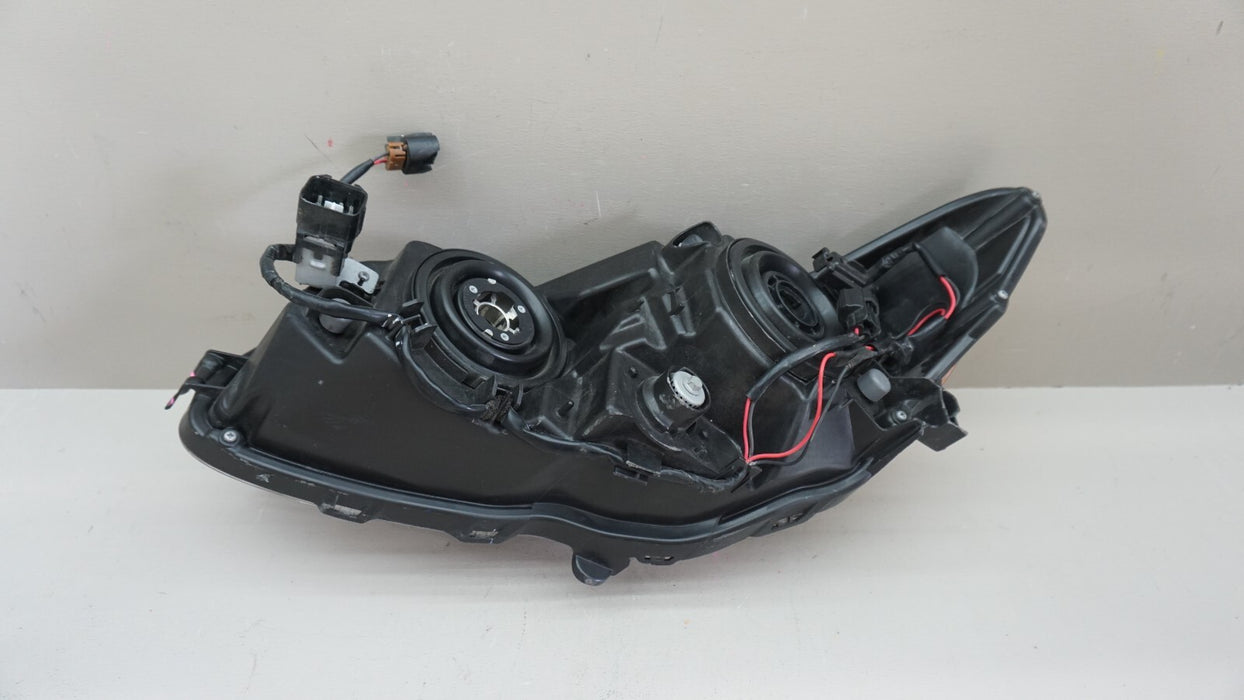 2015-2020 SUBARU WRX FRONT RIGHT PASSENGER SIDE HEADLIGHT LIGHT LAMP HALOGEN OEM