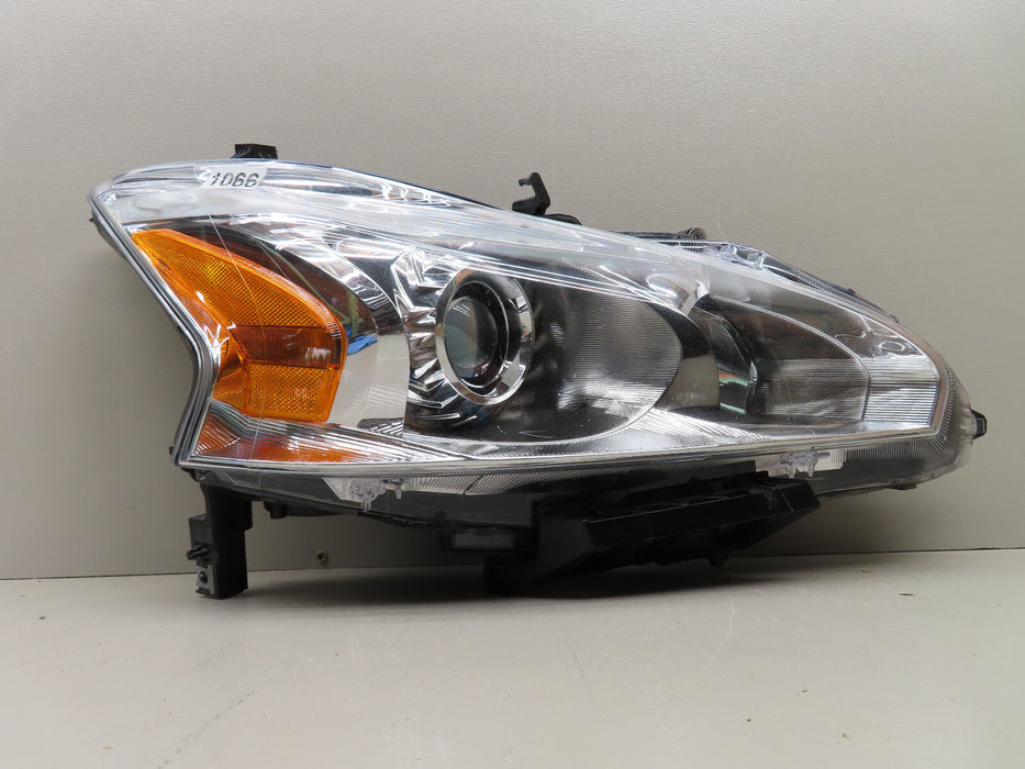2013-2015 NISSAN ALTIMA RIGHT HEADLIGHT LAMP OEM