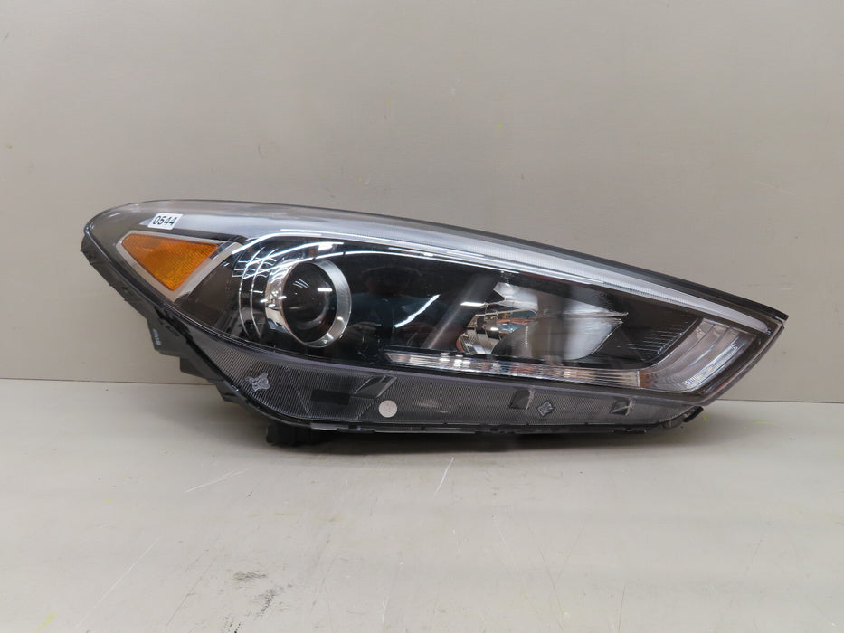 2016 2017 2018 HYUNDAI TUCSON RIGHT RH HALOGEN HEADLIGHT LAMP OEM