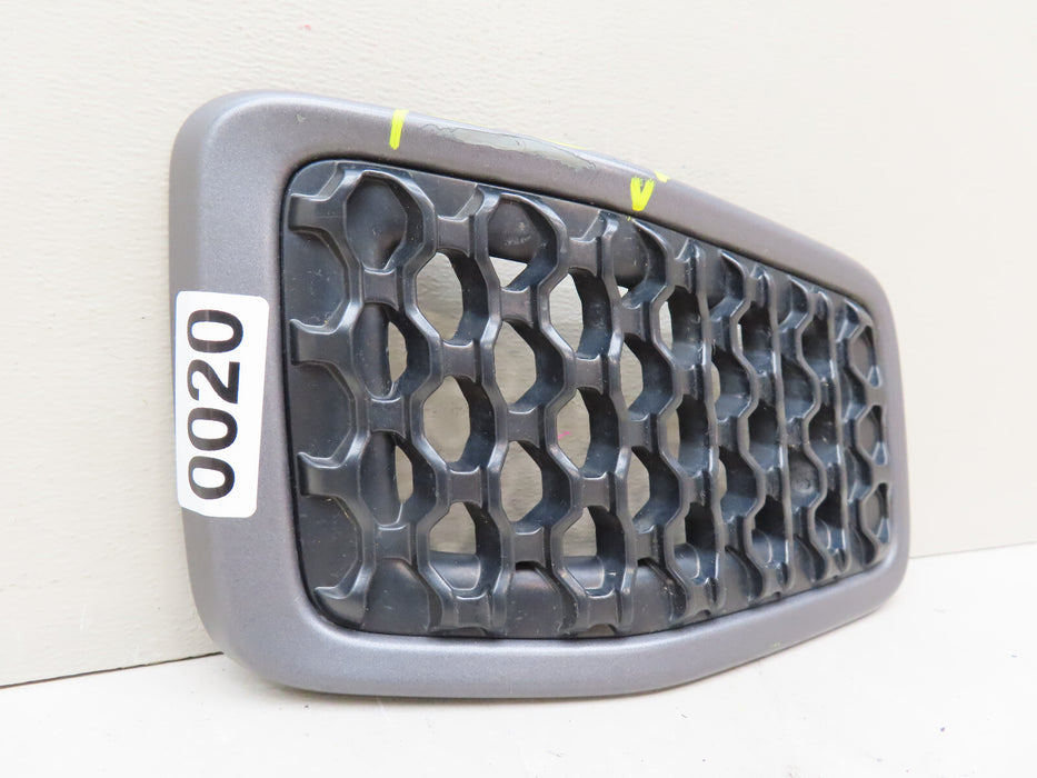 2019-2022 JEEP CHEROKEE FRONT RADIATOR GRILL GRILLE INSERT # 7 OEM